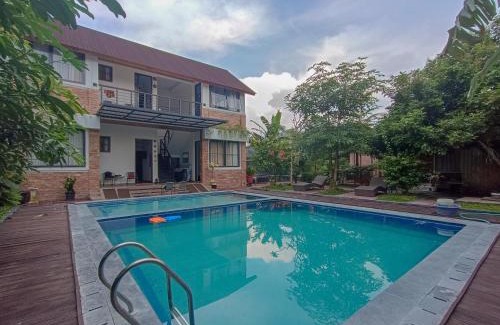 Madurejo House | RedDoorz at Homestay Joglo Ibu Prambanan Yogyakarta