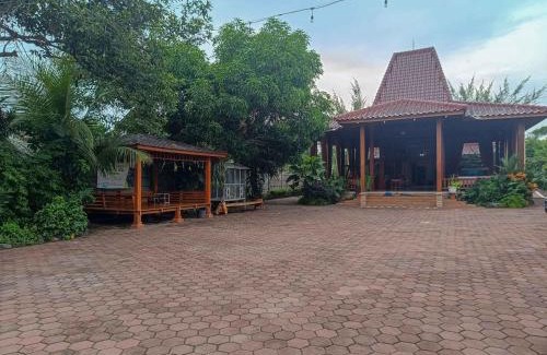 Madurejo House | RedDoorz at Homestay Joglo Ibu Prambanan Yogyakarta