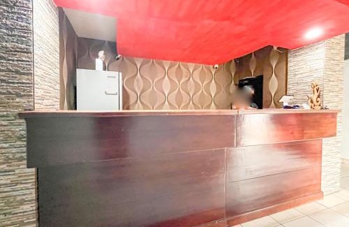 Kendari Hotel | RedDoorz at Krisan Kendari