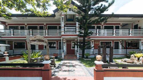 Quezon Province Hotel | RedDoorz at La Sefa Hotel and Resort Atimonan