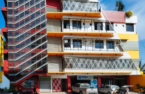 Pavia Hotel | RedDoorz @ Benelio Suites Pavia Iloilo