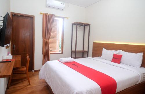 Banaran Hotel | RedDoorz @ Gentan Raya