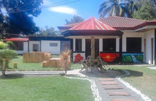 San Jose Hotel | RedDoorz @ Golden Travellers Inn Antique