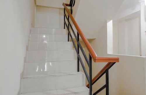 Cideng House | RedDoorz @ Jalan Biak Roxy Jakarta
