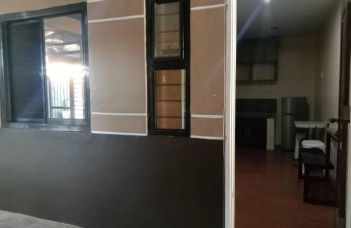 Rosales Hotel | RedDoorz @ JJ & KAYE APARTMENT