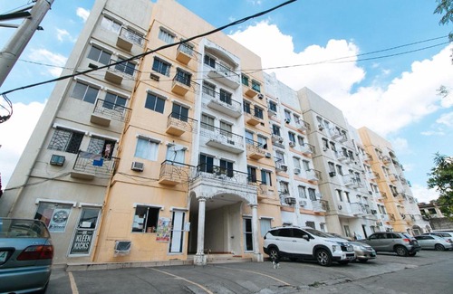 Caloocan Hotel | RedDoorz @ Kassel North Caloocan
