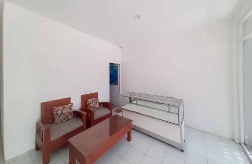 Serang Hotel | RedDoorz near Alun Alun Kota Serang