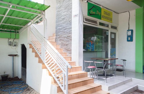 Kalipuro House | RedDoorz near Banyuwangi Baru Station