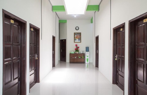 Kalipuro House | RedDoorz near Banyuwangi Baru Station