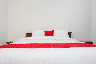 Cileunyi House | RedDoorz near Jatinangor Town Square