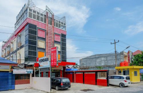 Pulupanda Hotel | RedDoorz near Kendari Beach 2