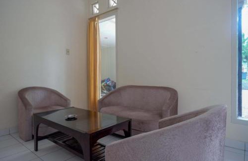 Baturaden Hotel | RedDoorz near Lokawisata Baturaden 2