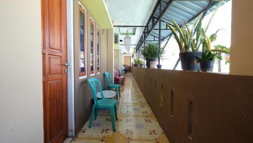 Kupang Hotel | RedDoorz near Mangrove Forest Kupang