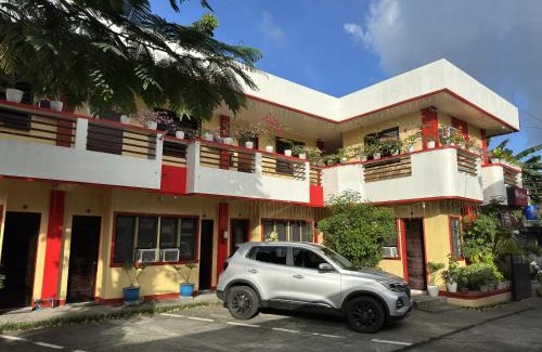 Legazpi Hotel | RedDoorz near Mariners Legazpi