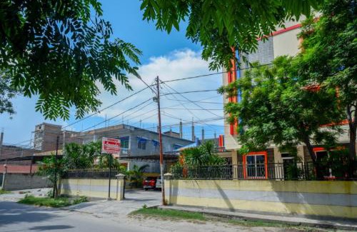 Palu House | RedDoorz near Millenium Waterpark Palu