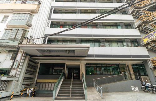 Palanan Hotel | RedDoorz near Osmena Highway 1