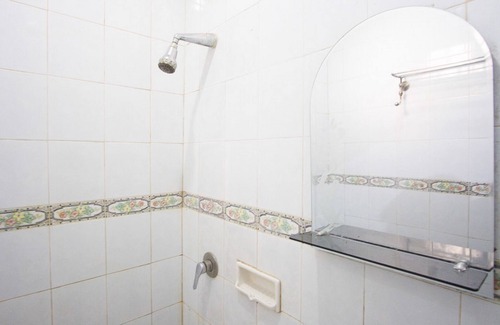 Ternate House | RedDoorz near Pantai Falajawa Ternate