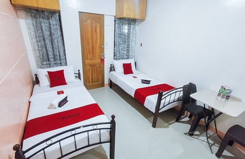 Iloilo House | RedDoorz near SGM Condotel Villa Beach Iloilo