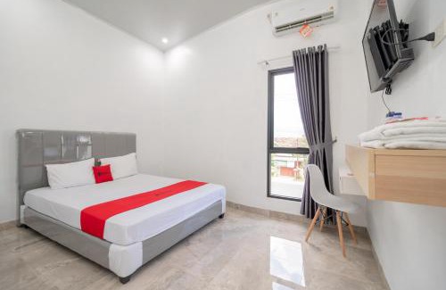 Rajabasa Hotel | RedDoorz near Tugu Coklat Pesawaran Lampung