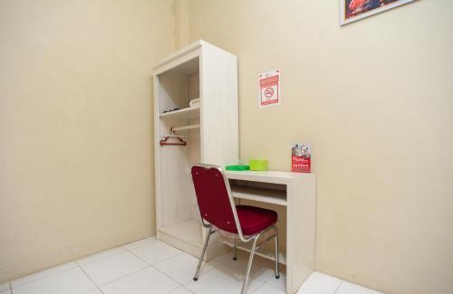 Gedongtataan Hotel | RedDoorz near Universitas Muhammadiyah Pringsewu