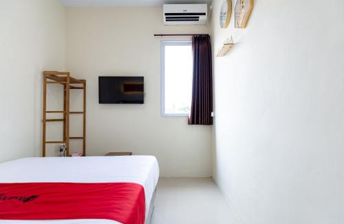 Tanjung Uncang Hotel | RedDoorz Plus at Komplek ABC Batu Aji Batam