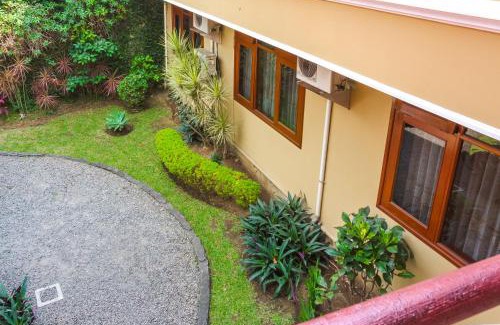Klojen House | RedDoorz Plus near Brawijaya Museum