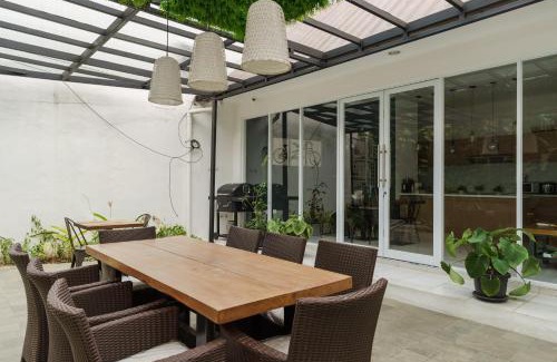Pancawati House | RedDoorz Plus near Exit Toll Puncak 2
