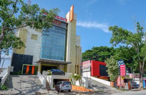 Pulupanda Hotel | RedDoorz Plus near Hotel Benua Kendari