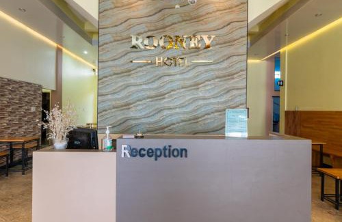 Pematangsiantar Hotel | RedDoorz Plus near Ramayana Pematangsiantar