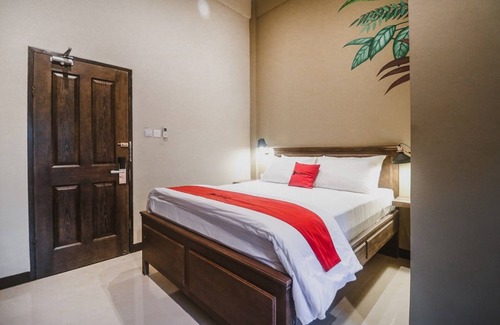 Kemanggisan House | RedDoorz Plus near Mall Slipi Jaya