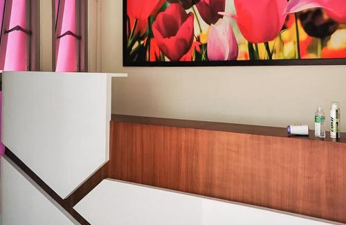 Madiun Hotel | RedDoorz Plus @ Taman Madiun