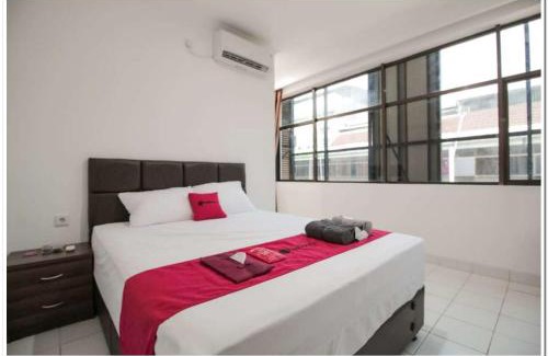 Cideng House | RedDoorz @ Ruko ITC Roxy Mas