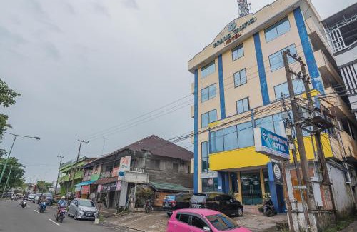 Tarakan Hotel | RedDoorz Syariah at Grand Taufiq Tarakan