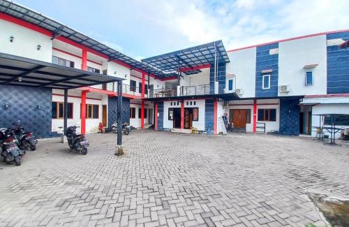 Lamongan Hotel | RedDoorz Syariah at Homestay Bougenville near Taman Alun-Alun Kota Lamongan