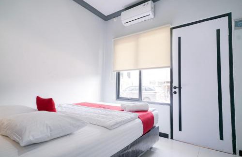 Bandar Lampung Hotel | RedDoorz Syariah At Jalan Endro Suratmin Lampung