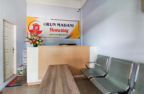 Kampar Hotel | RedDoorz Syariah at Masrun Homestay Bangkinang