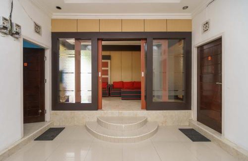 Muara Bungo House | RedDoorz Syariah @ Mora Garden Bungo