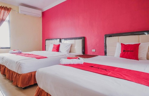 Gunung Sugih Hotel | RedDoorz Syariah near Kebun Raya Liwa