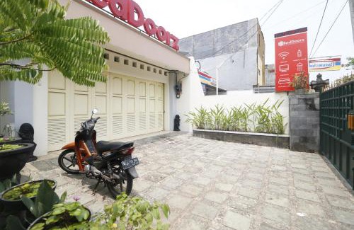 Sidoarjo House | RedDoorz Syariah near Gelora Delta Sidoarjo