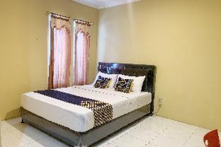 Bukittinggi Hotel | RedDoorz Syariah near Jam Gadang Bukittinggi 2