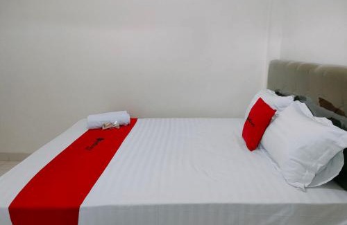 Banguntapan Hotel | RedDoorz Syariah near Jogja Expo Center