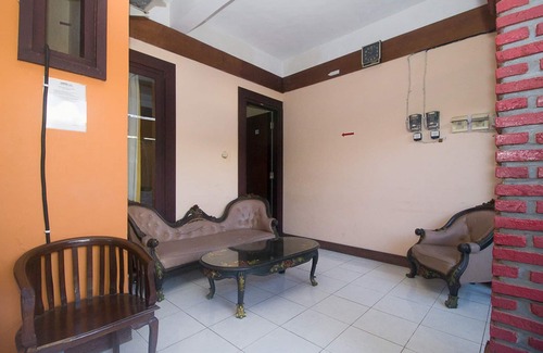 Sumenep House | RedDoorz Syariah near Keraton Sumenep
