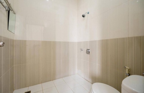 Lahat Hotel | RedDoorz Syariah near Lahat Station