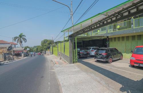 Subang House | RedDoorz Syariah near Museum Wisma Karya Subang