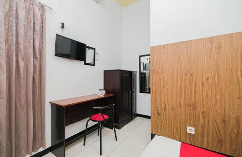 Tuban Hotel | RedDoorz Syariah near RSUD Tuban