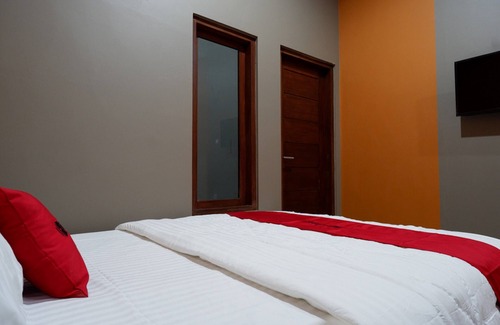 Tegal House | RedDoorz Syariah near Stasiun Tegal