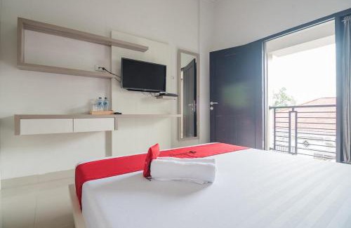 Jambi House | RedDoorz Syariah near Tugu Juang Jambi