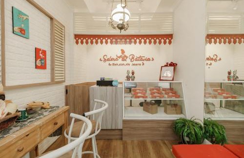 Pancoran House | RedDoorz Syariah Plus near Pancoran 2