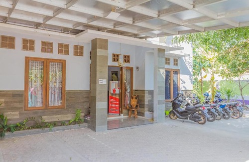Cirebon House | RedDoorz Syariah @ Puri Kalijaga Street