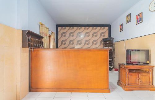Jalancagak House | RedDoorz Syariah @ Tambak Mekar Street Subang